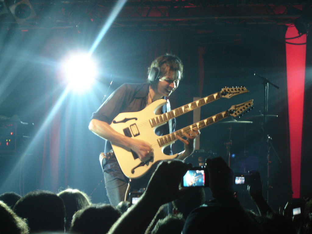 Paul Gilbert,